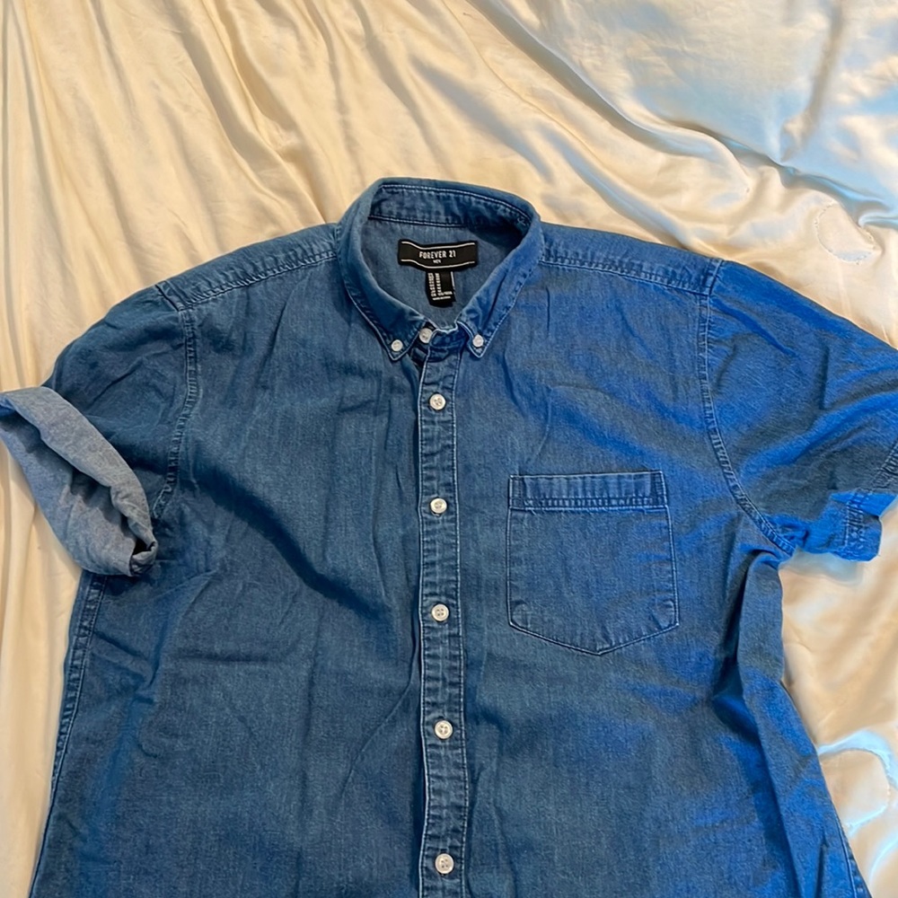 Forever 21 Men Denim Look Button Down, Size M